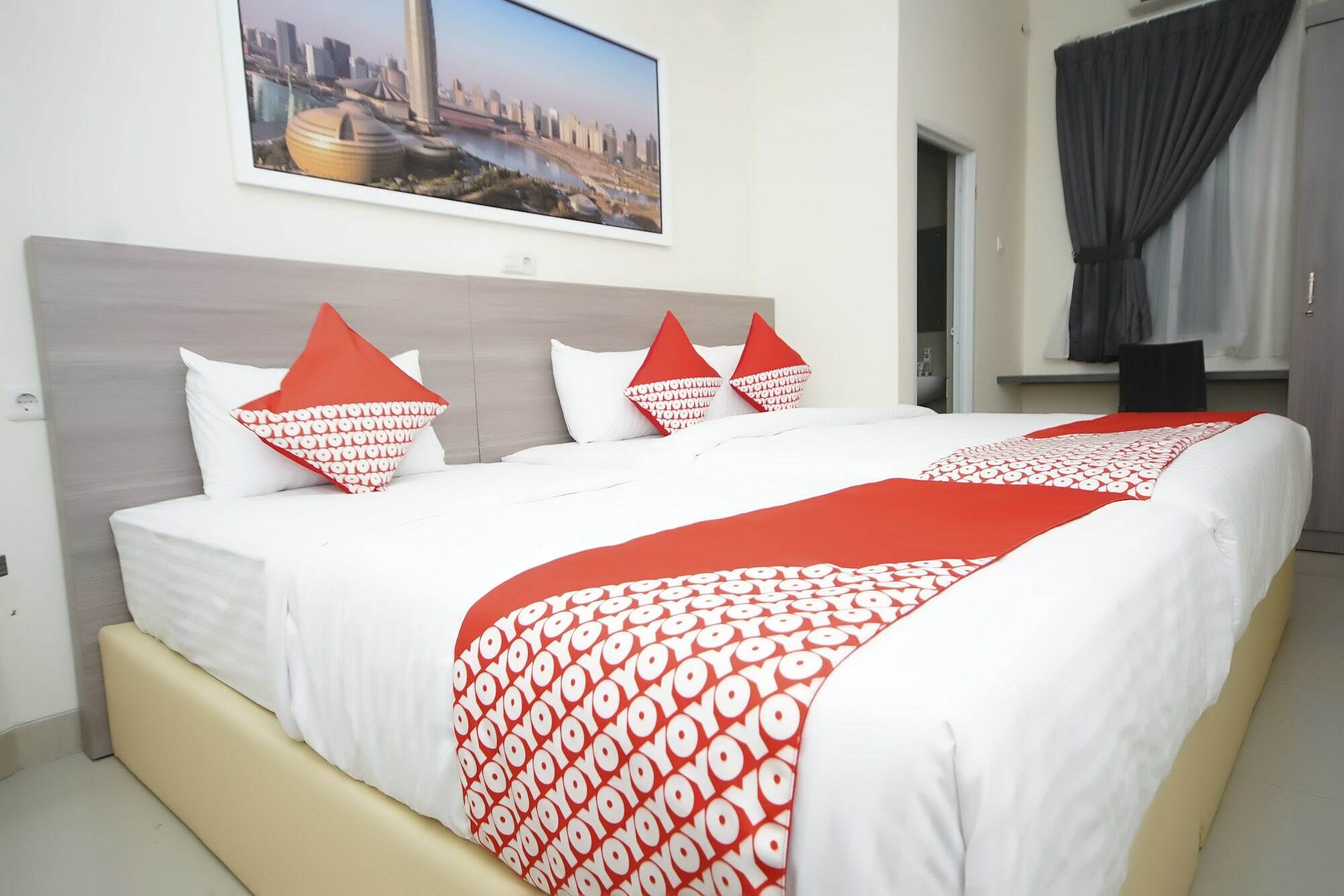 Oyo 251 The Maximus Inn Hotel Palembang Buitenkant foto